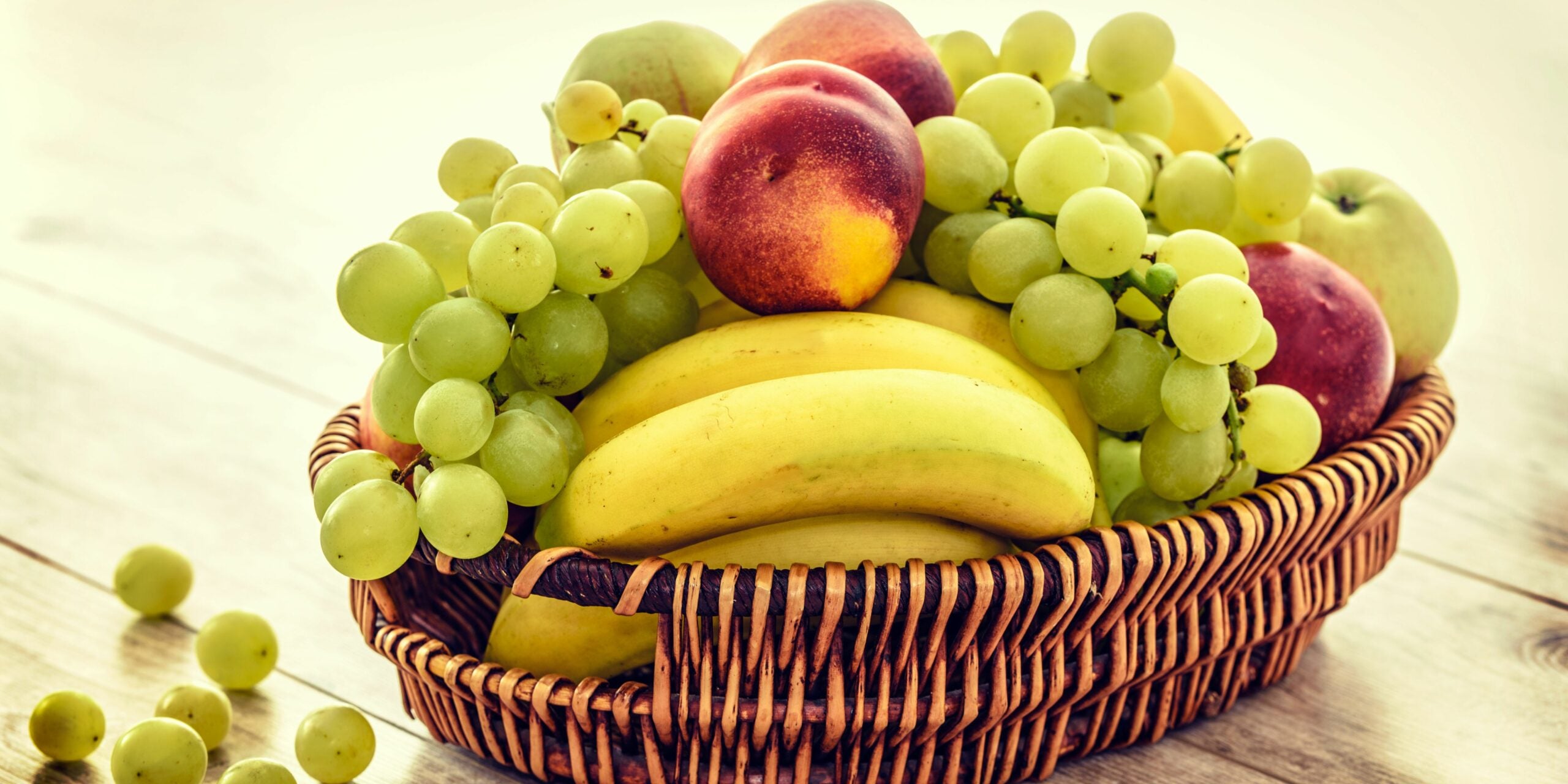 5 Best Fruits to Grow in Your Garden in Summer Season