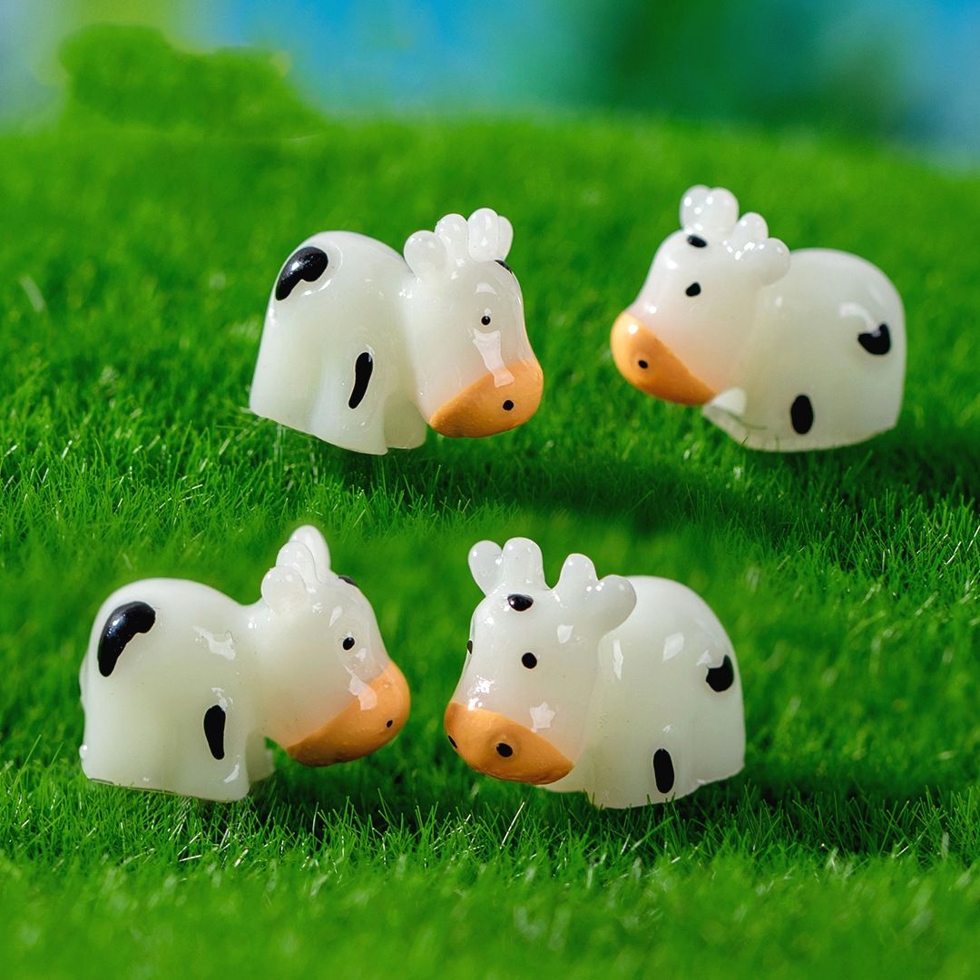 Miniature Cow Assorted (1pc)