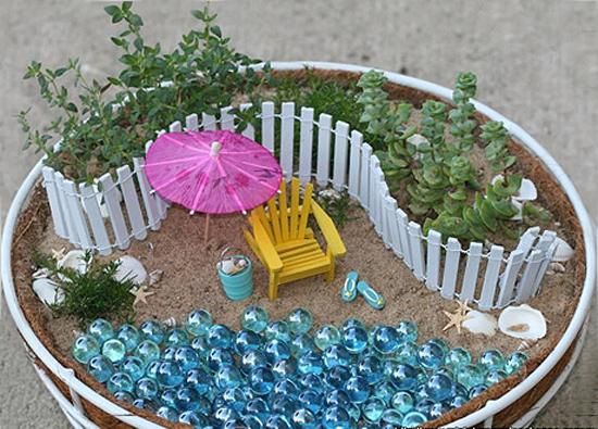 Create a Miniature Garden with Succulents: A Step-by-Step Guide