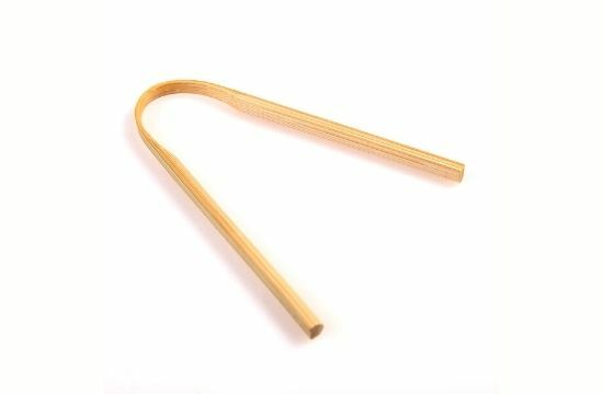 Wooden Tongue Cleaner kept against a light background